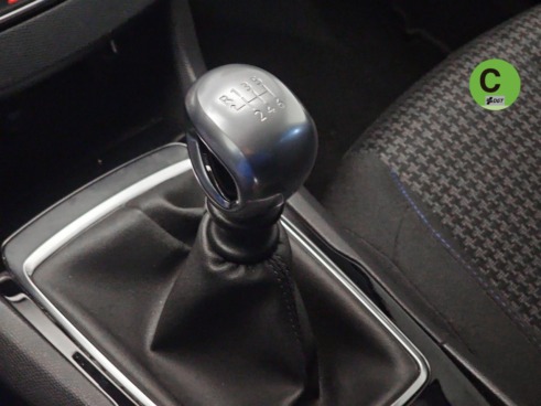 Peugeot 308 1.2 PureTech S&S Access 81 kW (110 CV) - 17