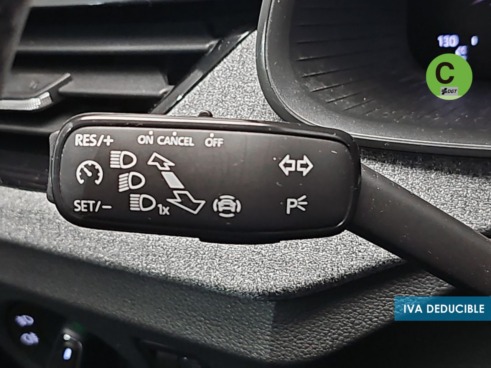 879df104-3f57-4dfd-40e6-b7ef725f3fb5_original Skoda Kamiq 1.0 TSI Selection DSG 85 kW (115 CV) - 24