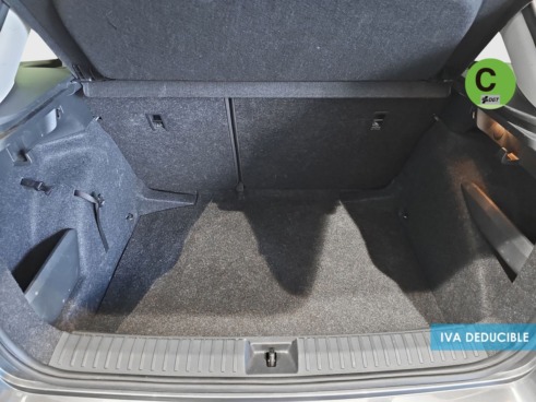 8b6b2e0a-6e34-cbd3-6366-e8c7443d11b1_original Skoda Kamiq 1.0 TSI Selection DSG 85 kW (115 CV) - 14