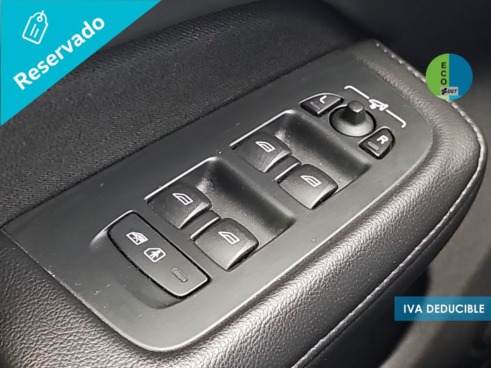 c24a2271-9ce6-8e46-559a-50b12f7d6bac_original Volvo V60 B4 D Momentum Pro Auto 145 kW (197 CV) - 33