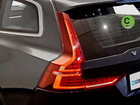 f24ca4fd-3e5b-5132-341b-adb9d34e39b3_original Volvo V60 D4 Momentum Auto 140 kW (190 CV) - 13