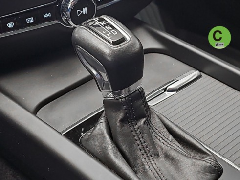 6cb0cf17-0eab-9ff6-01c9-137f799de9f4_original Volvo V60 D4 Momentum Auto 140 kW (190 CV) - 18