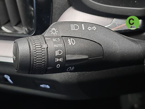 019096a1-eb0a-8758-1012-7bfeb9be879c_original Volvo V60 D4 Momentum Auto 140 kW (190 CV) - 24