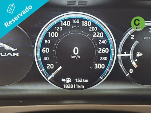 95cf1bb8-02ac-935a-ca34-ec58b70b3d0b_original Jaguar F-Pace 2.0L i4D R-Sport AWD 132 kW (180 CV) - 16